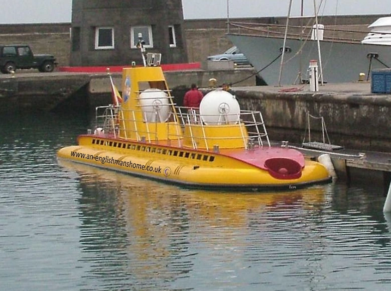 Yellow submarine home