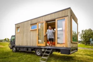 Tiny House vs Caravan